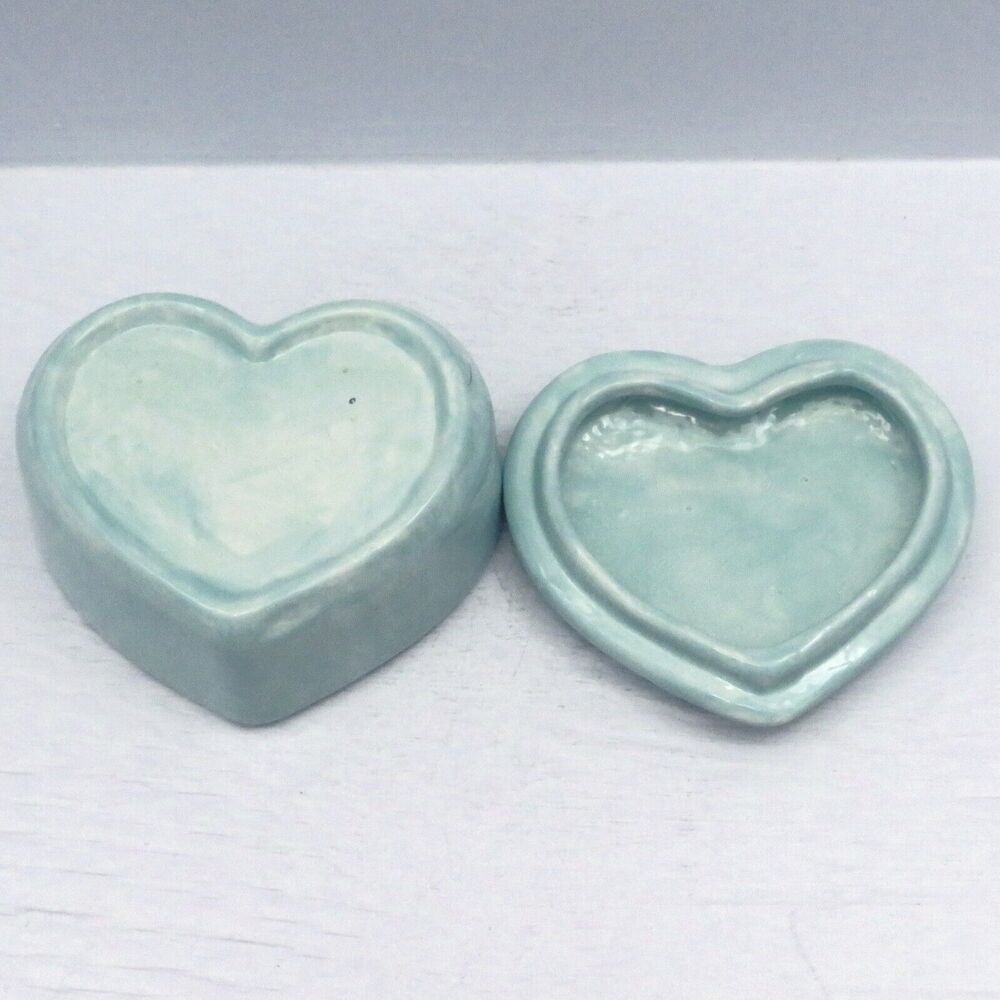 Ceramic Trinket Dish Green Heart Shaped with Handpainted Owl for Jewelry Lidded - Picture 5 of 6